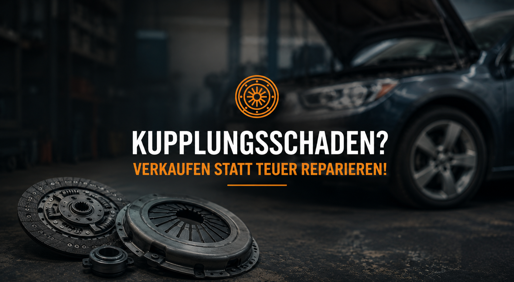 Verschlissene Kupplungsteile vor einem Fahrzeug in einer Werkstatt. Symbolbild für Kupplungsschaden, hohe Reparaturkosten und den Verkauf eines Autos mit defekter Kupplung.